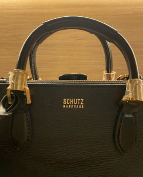 BOLSA SCHUTZ TOTE MINI LORENA CLASSIC PRETA ORIGINAL