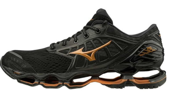 Tênis Mizuno Wave Prophecy 9 Preto e Dourado